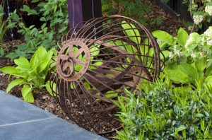 Small Contemporary Garden — garden and planting design north london jilayne rickards 1084238 300x198 1